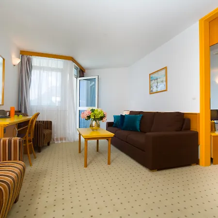 Labineca Hotel Gradac (Split-Dalmatia)