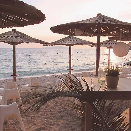 Labineca Hotel 3*