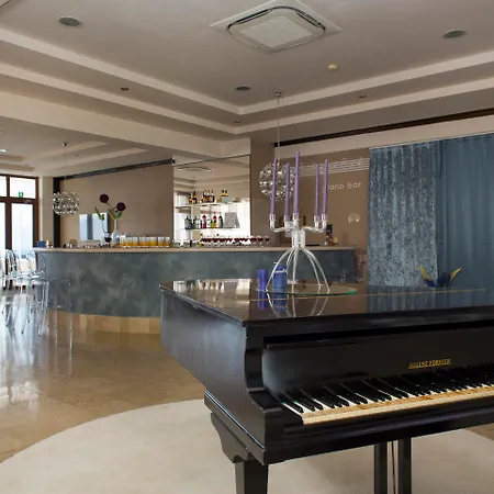 Labineca Gradac (Split-Dalmatia)