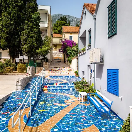 Labineca Hotel 3*