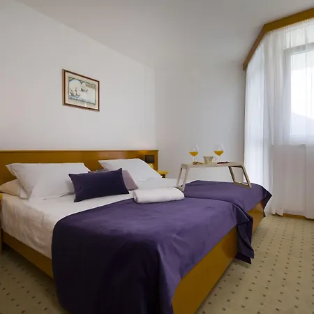 Labineca Gradac (Split-Dalmatia)