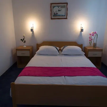 Labineca Hotel 3*