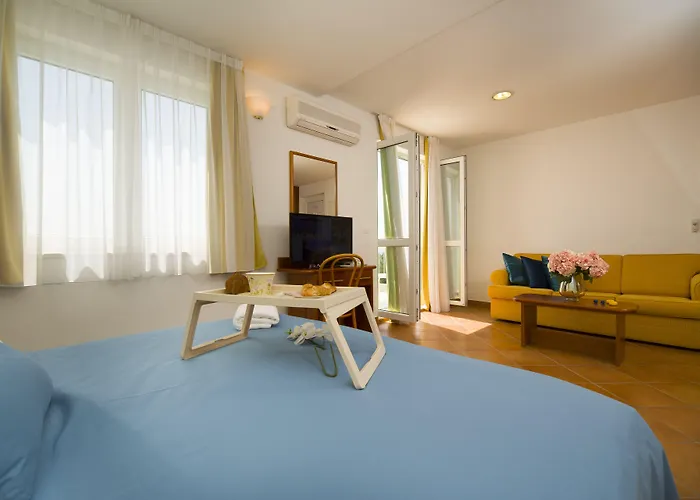 Szálloda Labineca Gradac