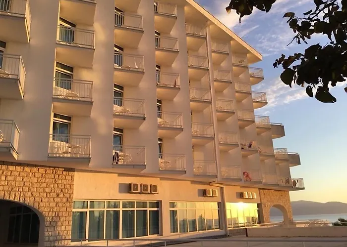 Szálloda Labineca Gradac